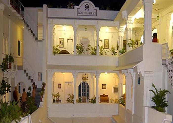 Hotel Jagat Niwas Palace