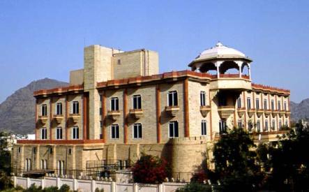 Hotel Mansingh Palace