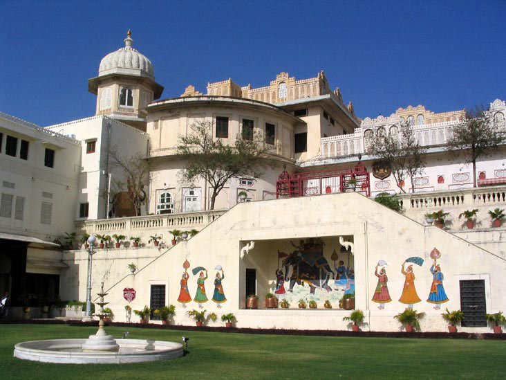 Badami Hotels