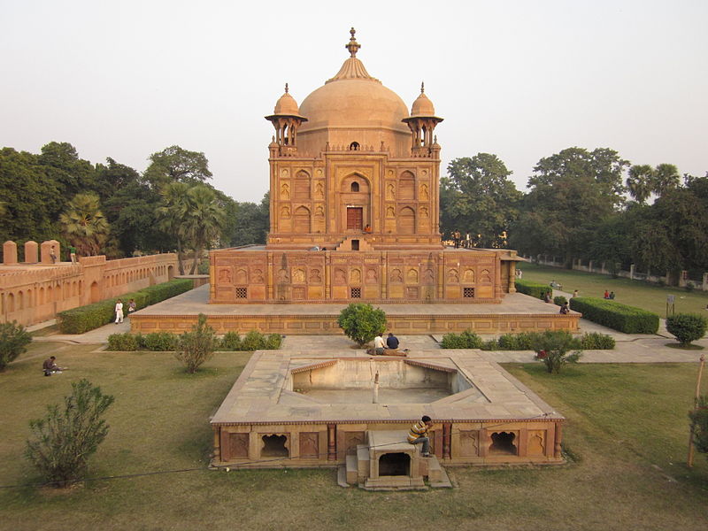 Khusrau Bagh