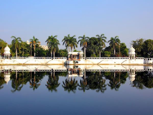 Pichola Lake